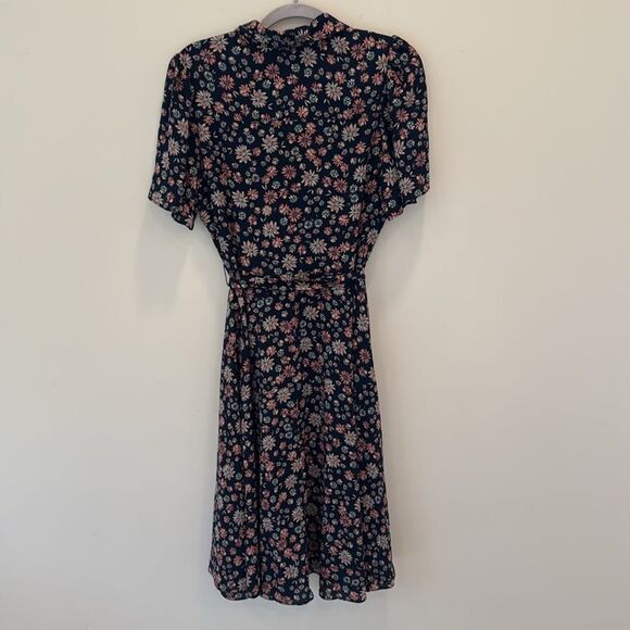 Nanette Lepore Sz 8 Flow-y Floral Dress - Picture 4 of 5